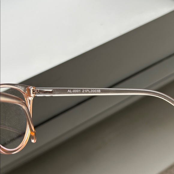 Blue-light glasses (with pouch) - Picture 4 of 4